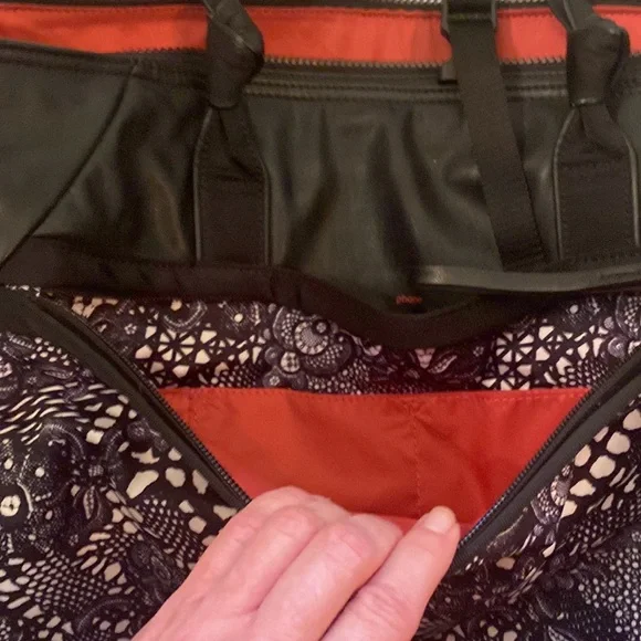 Lululemon Rare Lace Gym Bag - Picture 11 of 14